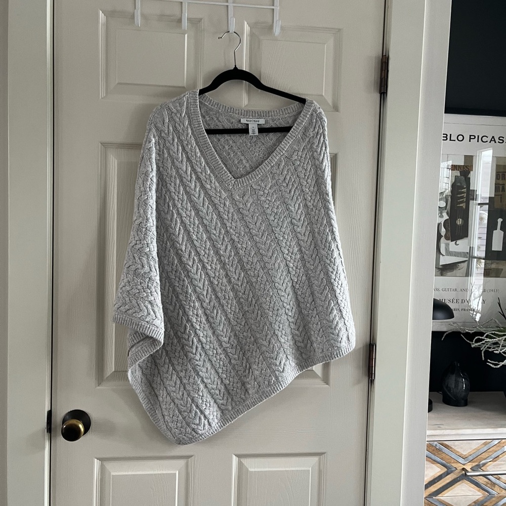 White House Black Market Light Gray Cable Knit Poncho